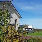 Villa Maison De Plain Pied A *